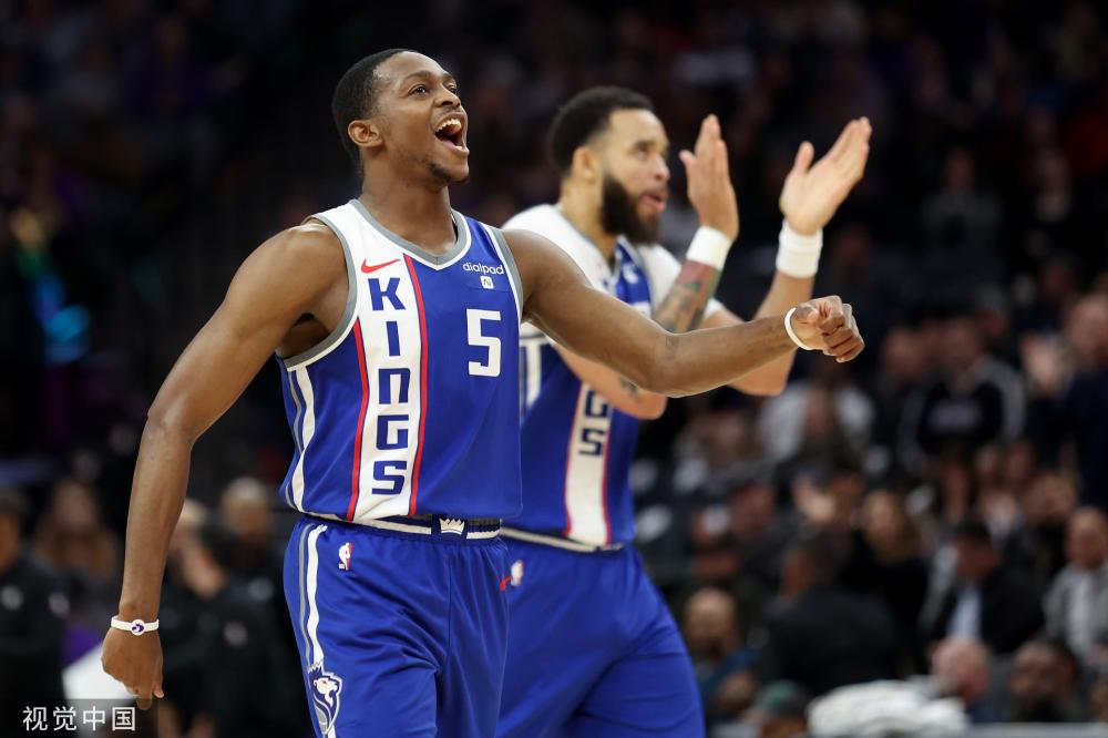 时刻挺身而 时刻挺身而