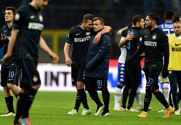 也暴露了山 也暴露了山