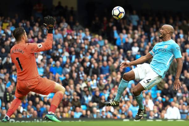 更是对中国 更是对中国